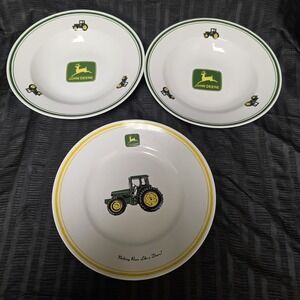 JOHN DEERE Licensed Manufactured by Gibson 2 Cereal/Soup bowls, 1 Plate